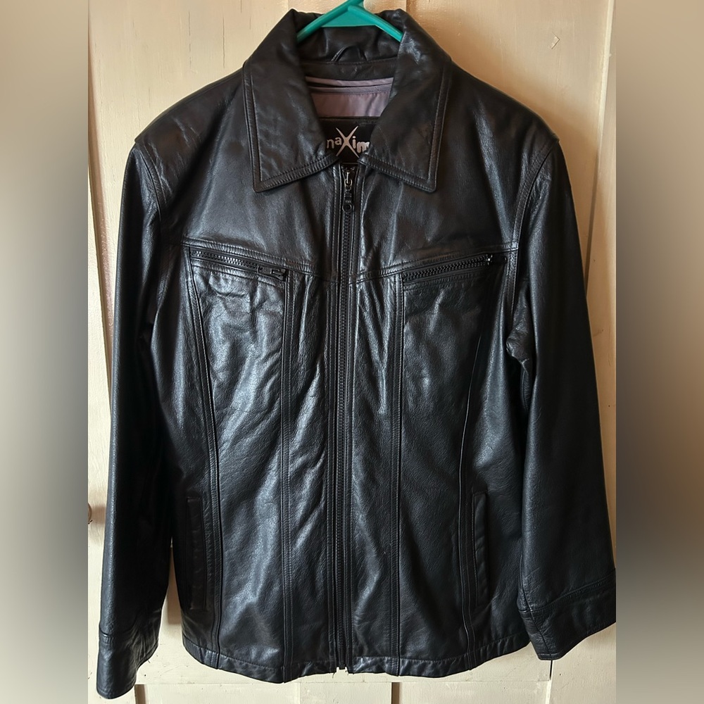 Wilson’s Leather: Maxima Women's Classic Black Leather Jacket